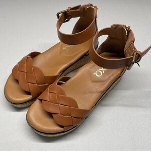 XOXO Women's Brown Sandals